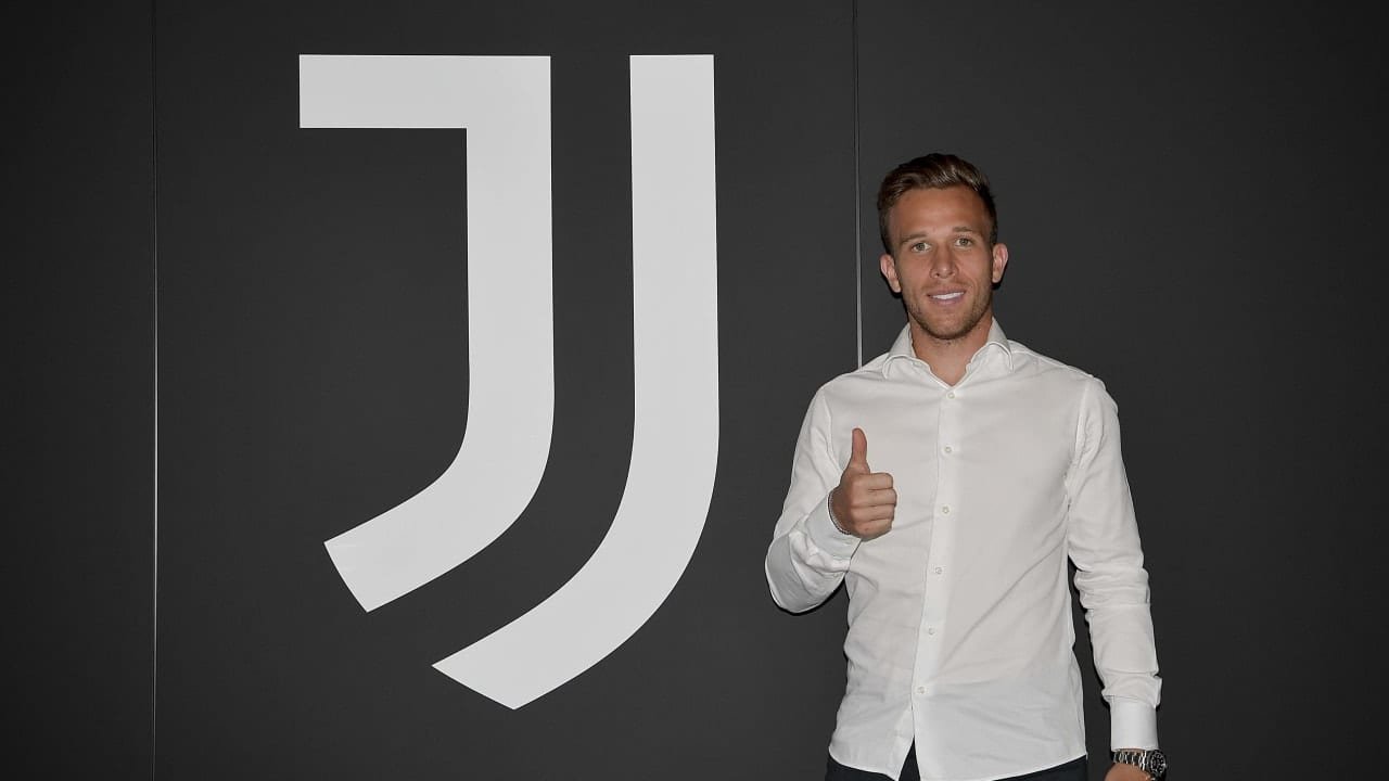 Falsos trueques, la nueva forma de hacer negocios en el mercado de fichajes del fútbol