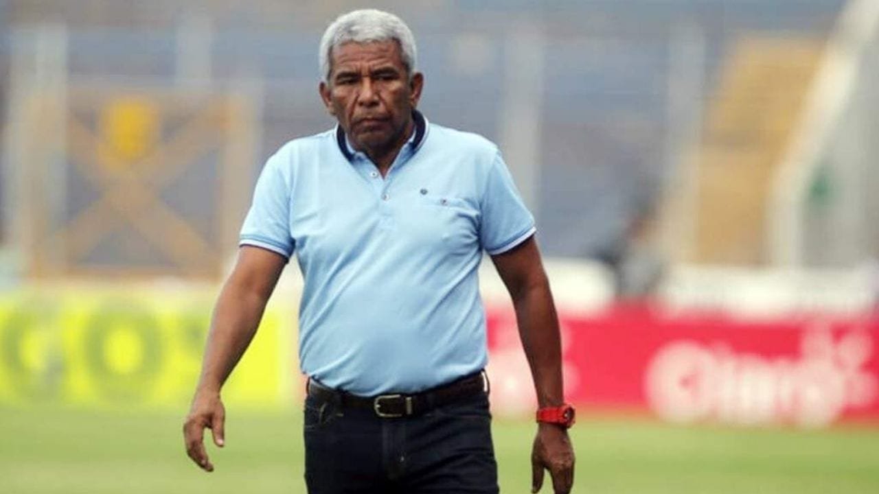 En Nicaragua todavía no hay humo blanco sobre el hondureño Héctor Castellón para ser seleccionador