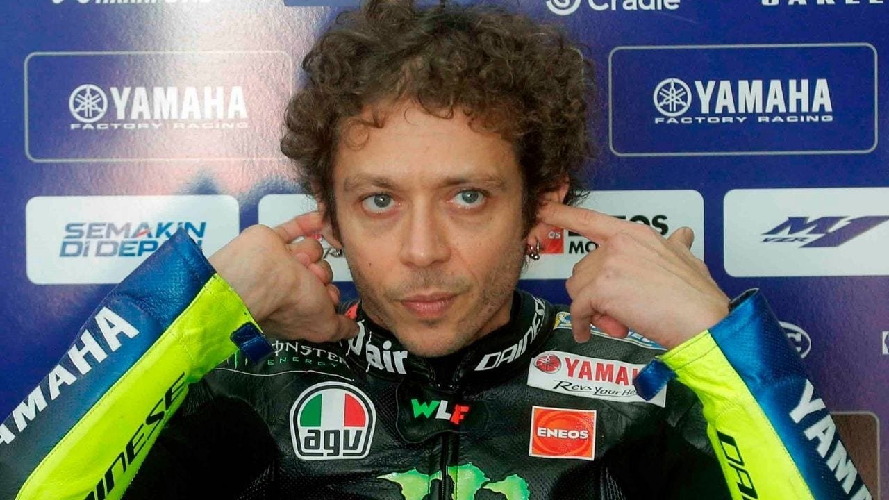 La gran historia de Valentino Rossi: correrá con su hermano quien nació cuando ganó su primer mundial