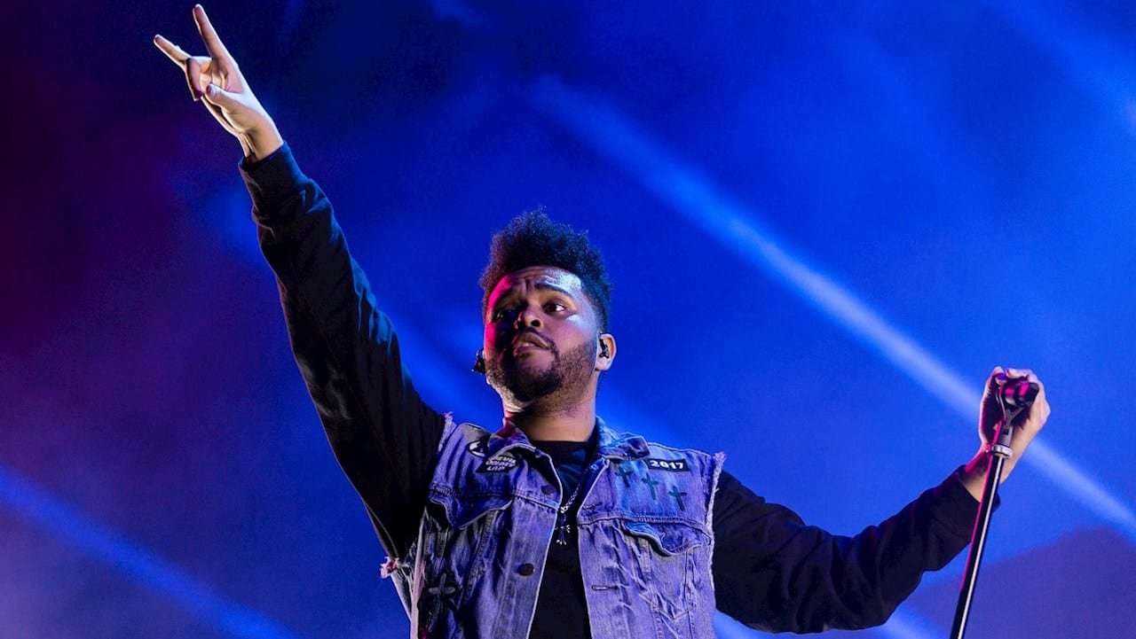 The Weeknd pondrá millones de su bolsillo para su espectaculo de Super Bowl