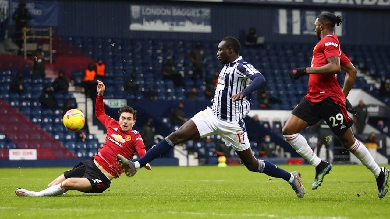El Manchester United se enreda ante el West Bromwich