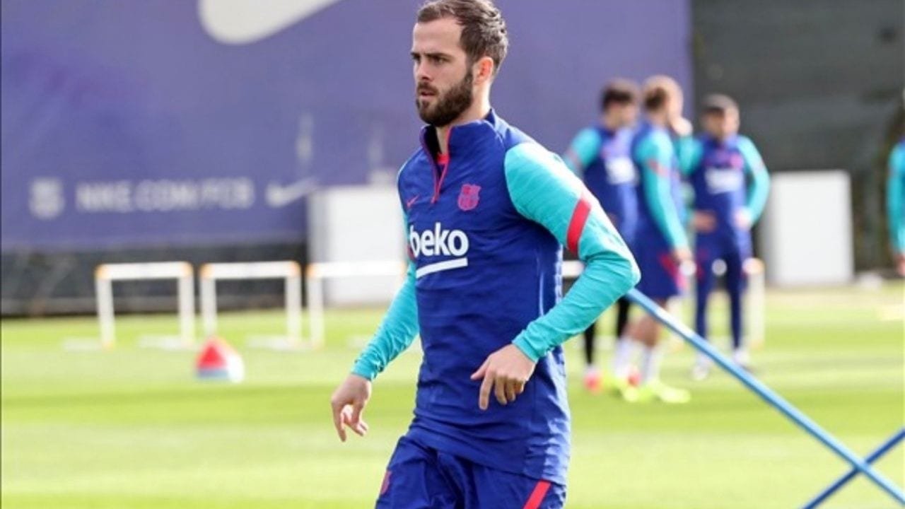 ¡Alarmas en el Barça! Koeman  pierde nuevamente a  Ronald Araújo y Gerard Piqué