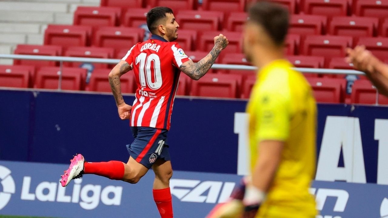 Atlético derrota al Huesca y se apodera otra vez de la cima en España