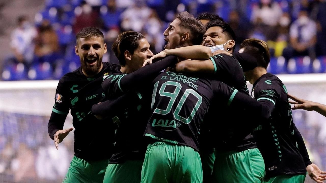 El Santos cae en casa del Puebla, pero firma su pase a la final del Clausura