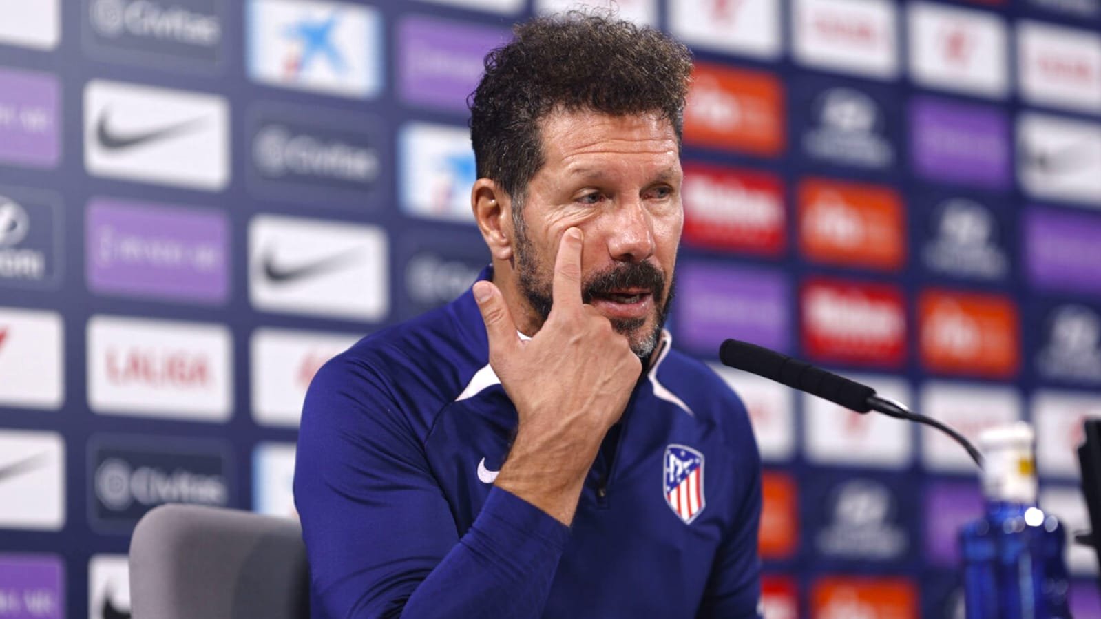 Cholo Simeone explota contra el arbitraje en España: 'Piensan que todos somos tontos'