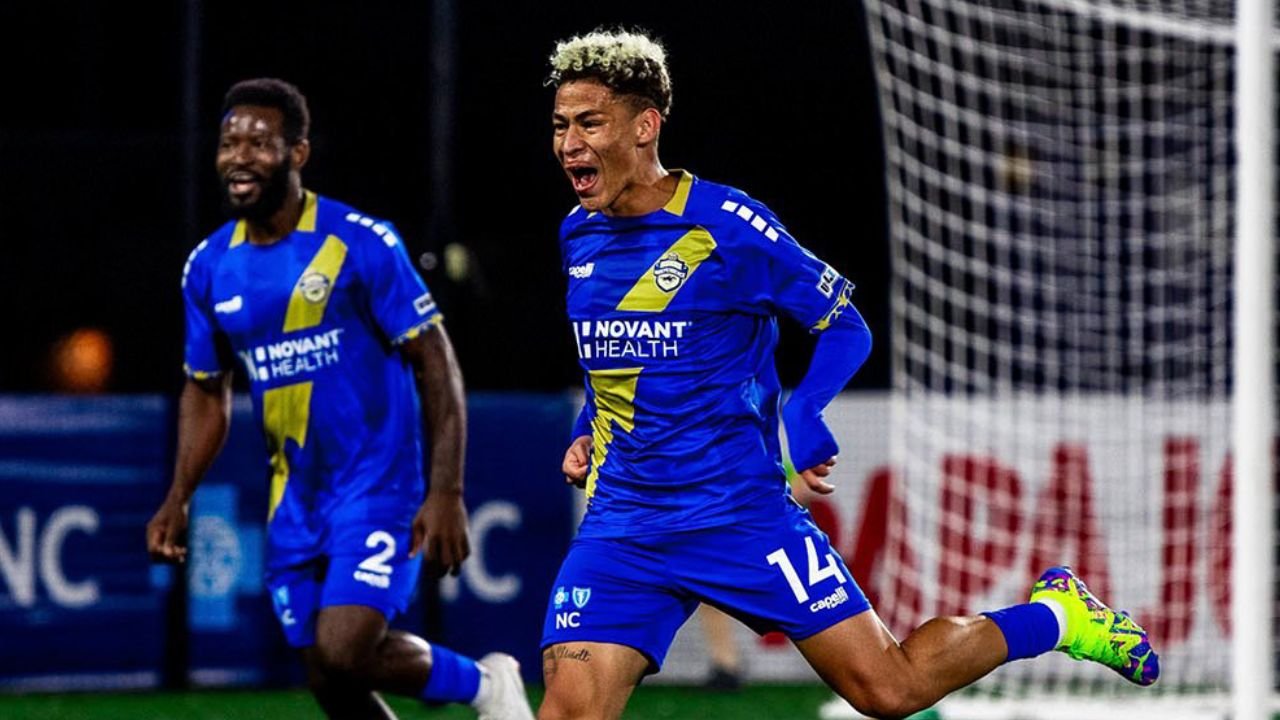 Legionario hondureño Luis Álvarez anota gol decisivo en triunfo de Charlotte en la USL