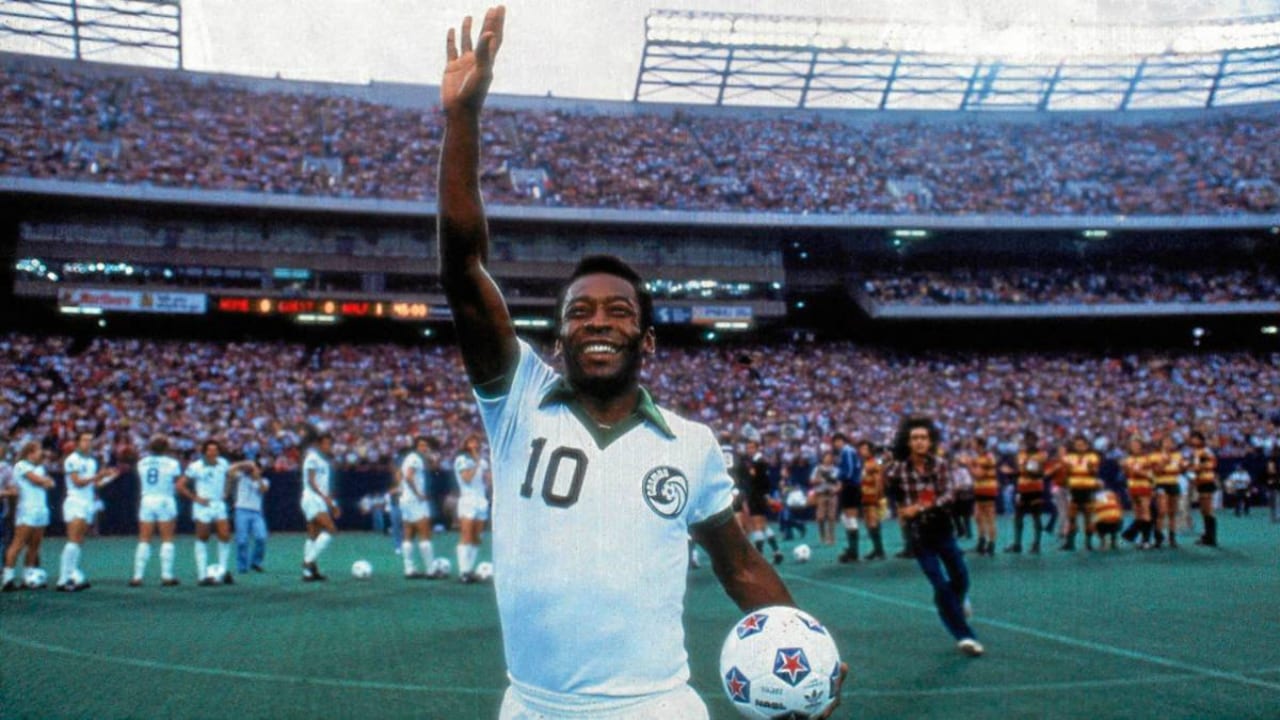 El día que Pelé debutó con el New York Cosmos de Estados Unidos