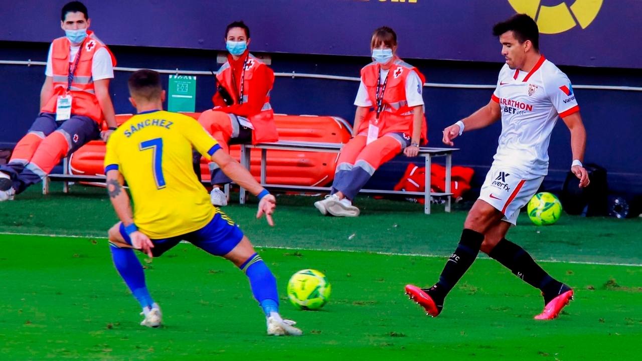 Cádiz se derrumba en el final ante un Sevilla colérico, el Choco apenas y jugó