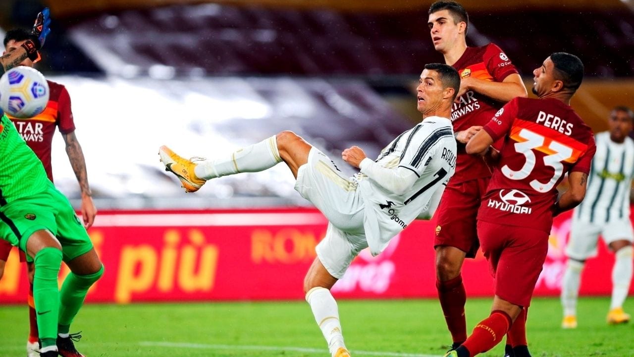 Cristiano Ronaldo sigue volando, el salto de CR7 ante la Roma no es de este mundo