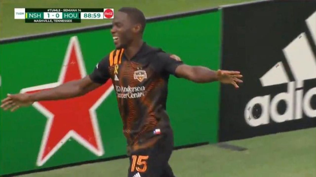 Maynor Figueroa anota y evita derrota del Houston Dynamo en la MLS