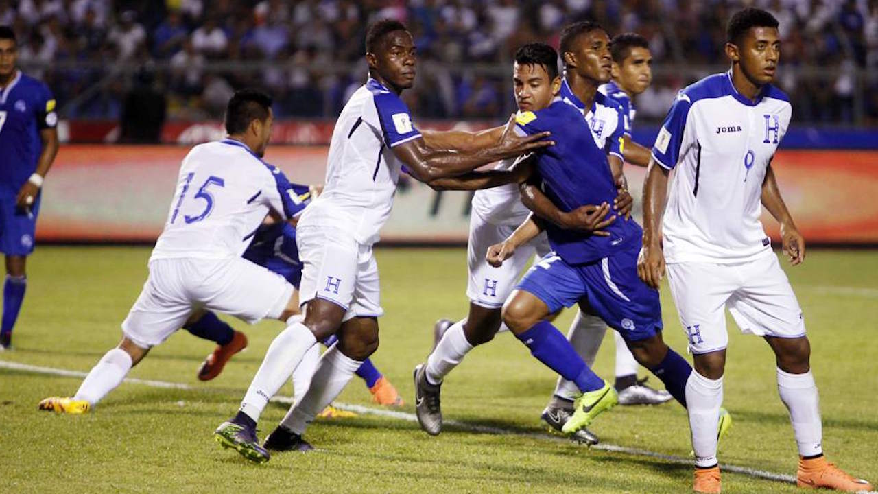 El Salvador analiza amistoso ante Honduras en fecha FIFA de noviembre