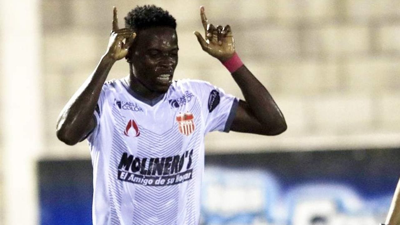 Pedro Troglio confirma la llegada de La Flecha Bernárdez al Olimpia