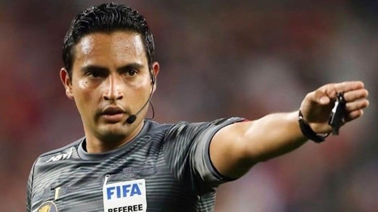 Said Martínez y Armando Castro, los elegidos para arbitrar los juegos inaugurales del torneo Apertura 2020-2021