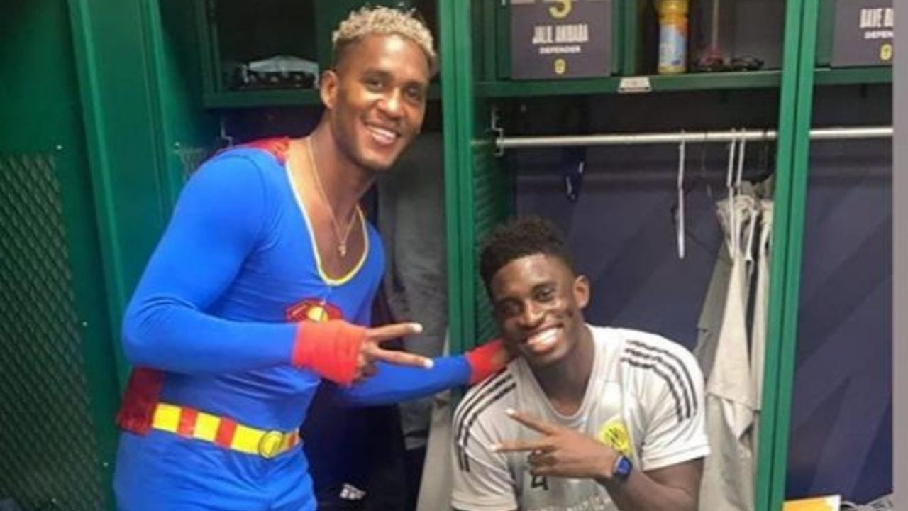Brayan Beckeles celebró clasificación del Nashville a Playoffs vestido de 'Superman'