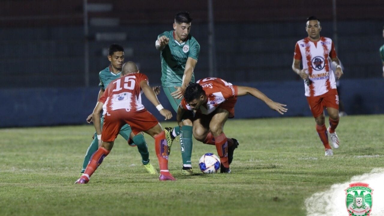 Marathón consigue su primer triunfo en su visita a La Ceiba