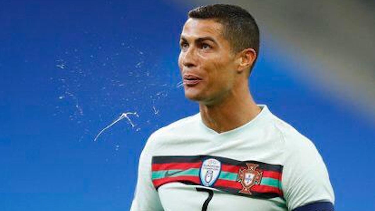 Cristiano Ronaldo da positivo por covid-19 a días del Juve-Barça en Champions League