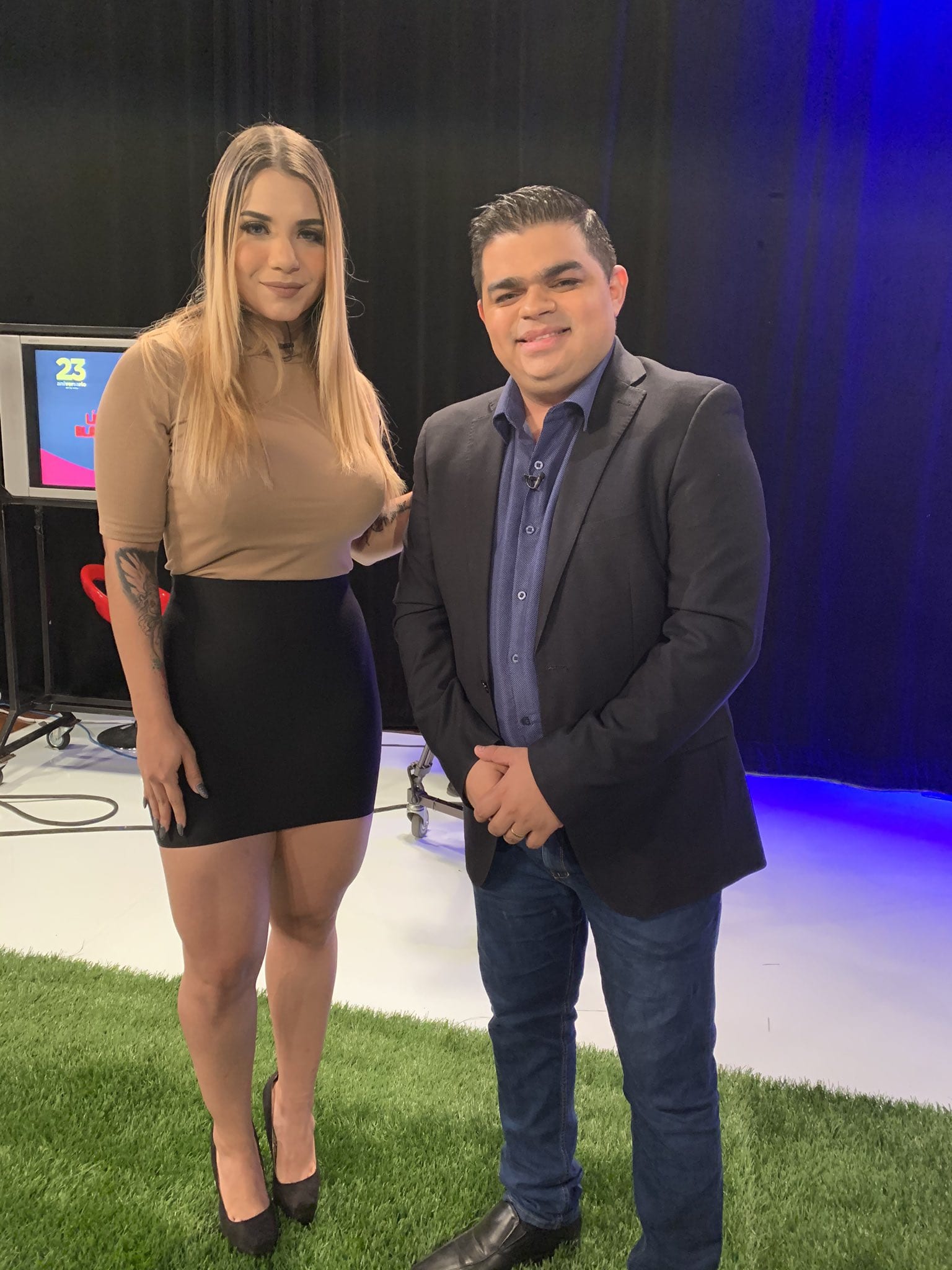 Jennifer Funes, la hermosa chica que presentó el sorteo del ''Reto Penalero''