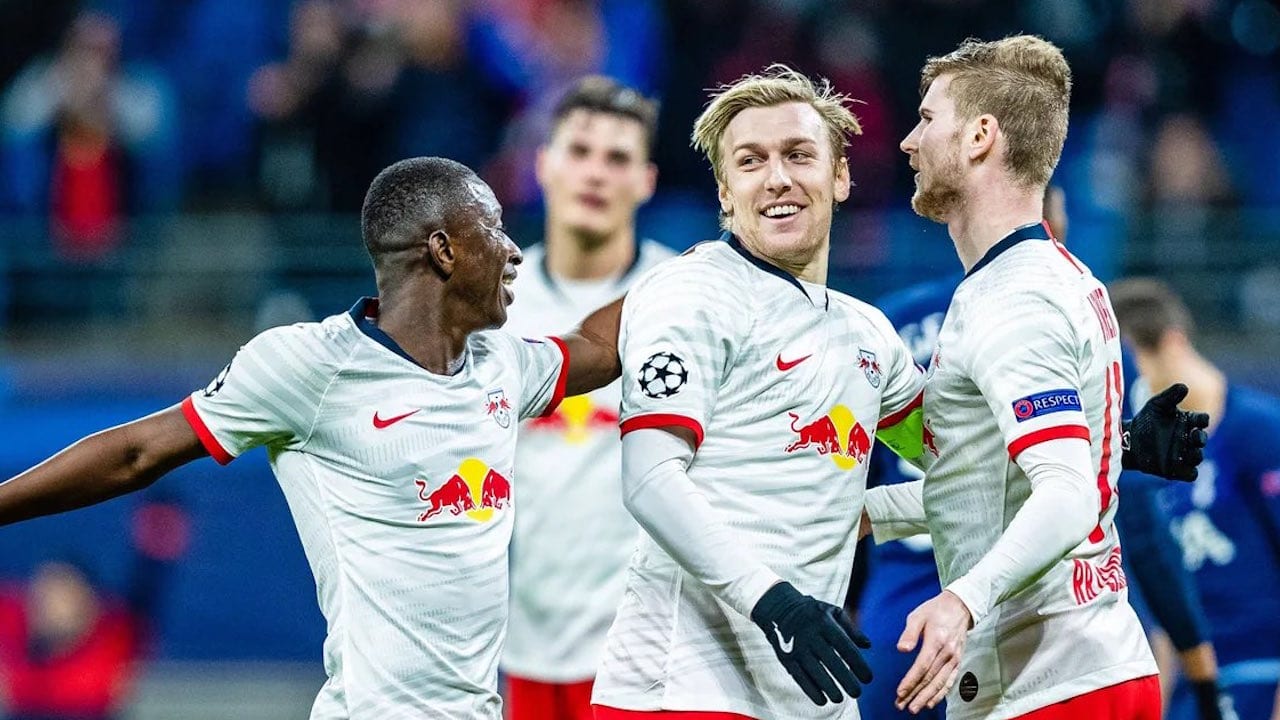 RB Leipzig goleó 4-0 al Schalke 04 en la Bundesliga