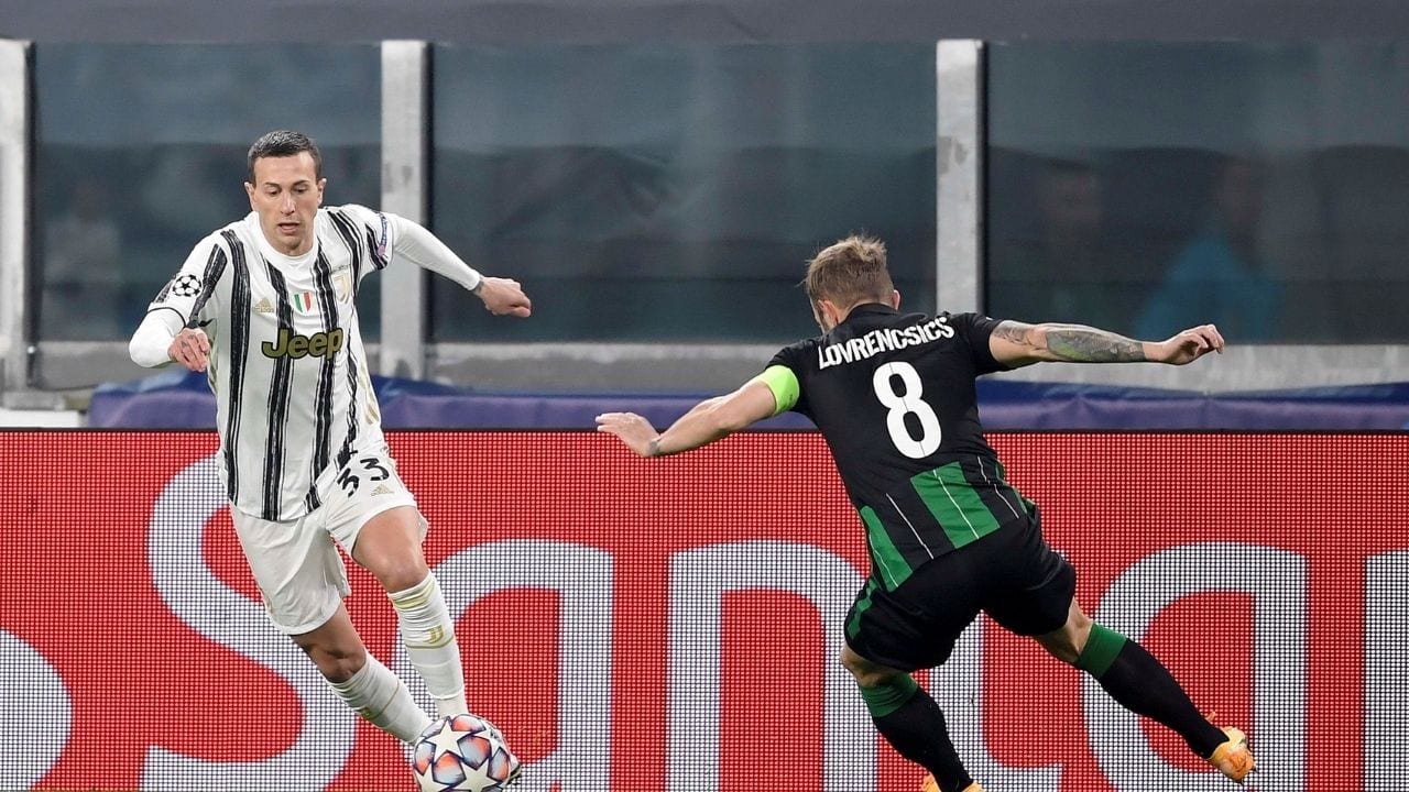 Juventus logró un triunfo en tiempo añadido y le sigue los pasos al Barcelona