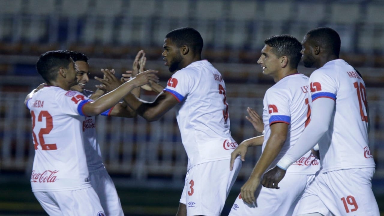 Olimpia humilló al Managua y avanza a cuartos de final en Liga Concacaf
