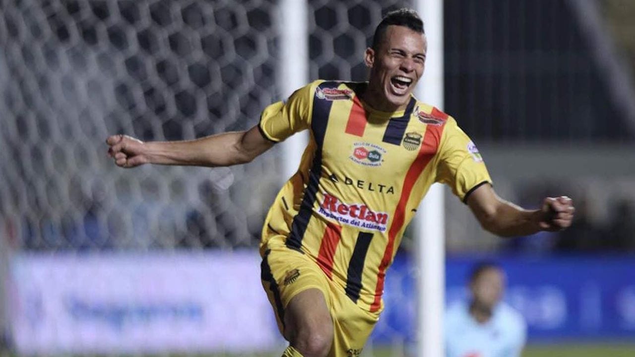 Salvador Nasralla revela que Ángel Tejeda fue jugador profesional gracias a modelo de X-0 Da Dinero