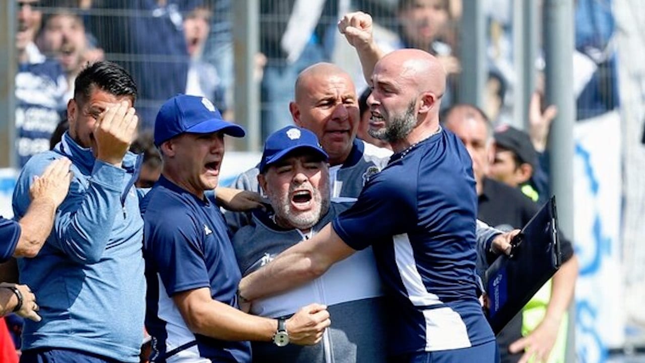 ¿Qué será del cuerpo técnico de Maradona en Gimnasia tras la muerte del astro argentino?