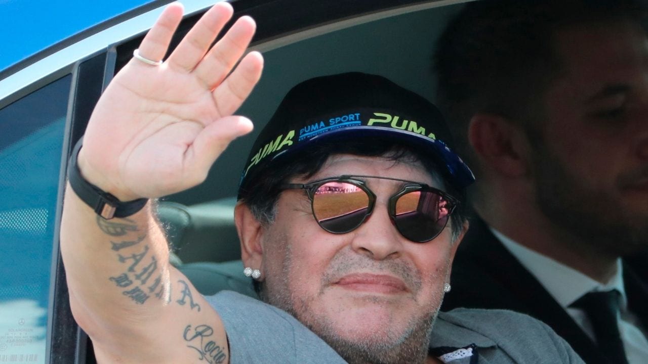 El estremecedor llanto en vivo de los periodistas argentinos con la muerte de Diego Maradona