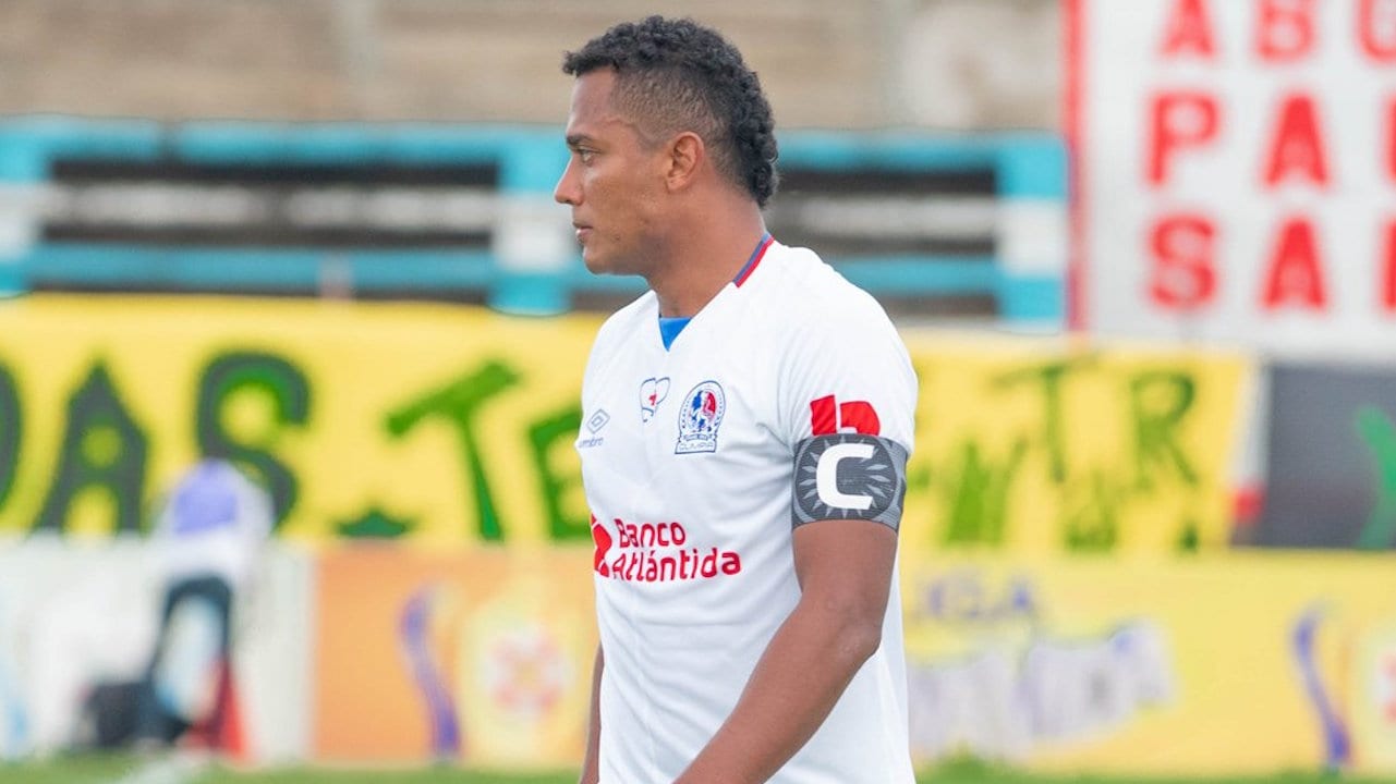 Olimpia confirma que Ever Alvarado estará dos o tres semanas fuera de las canchas