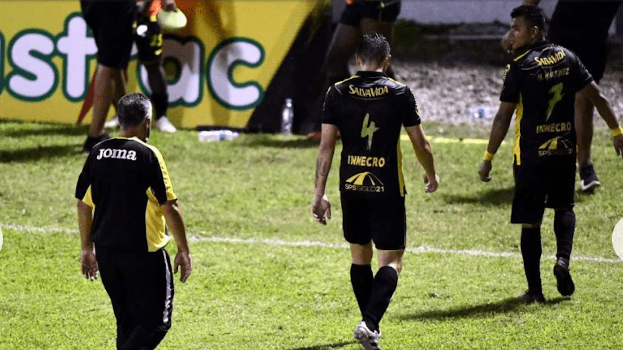 Padre sobre resultados del Real España: si juegan contra el equipo de la parroquia, también les ganan