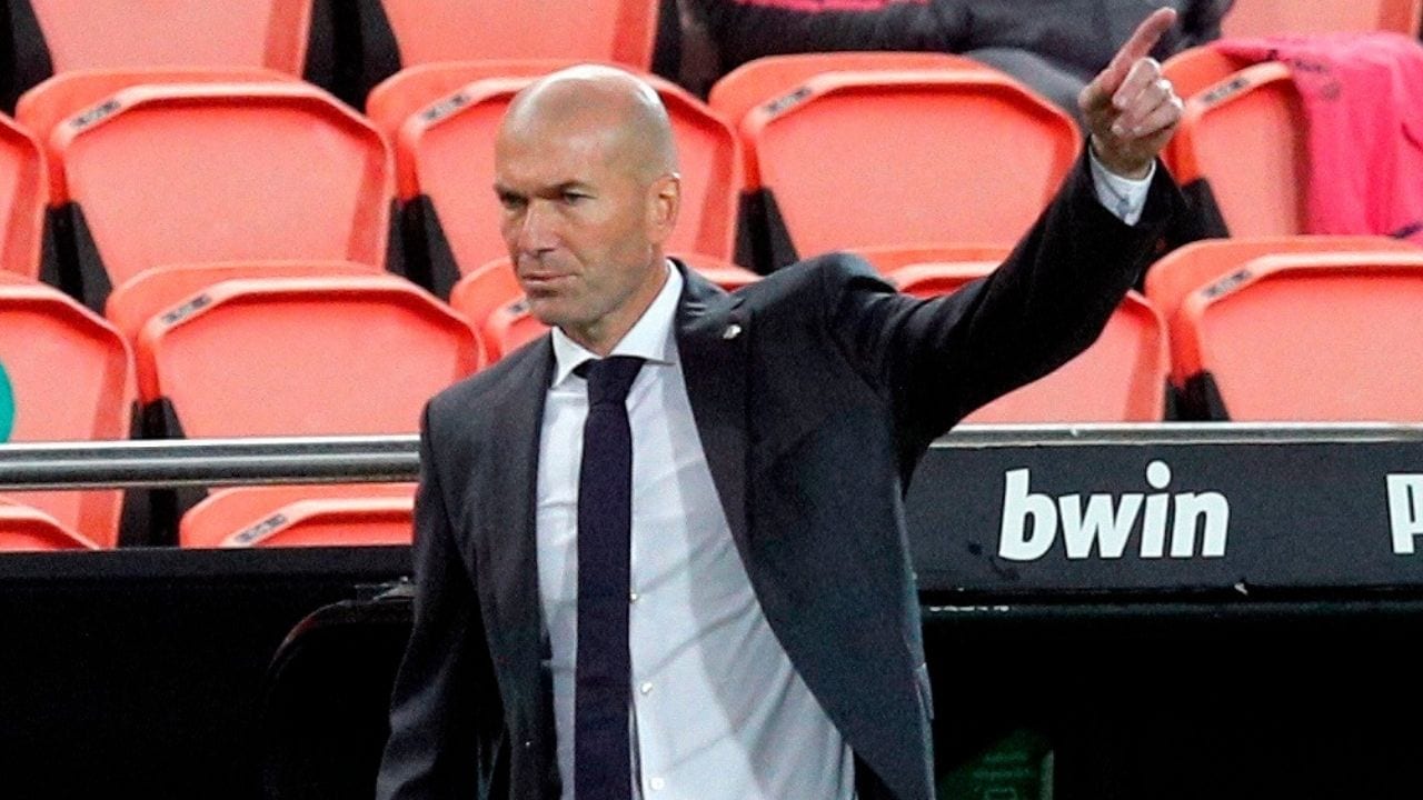 Zidane: Soy el responsable y elijo el once, son jugadores del Real Madrid y tienen que rendir