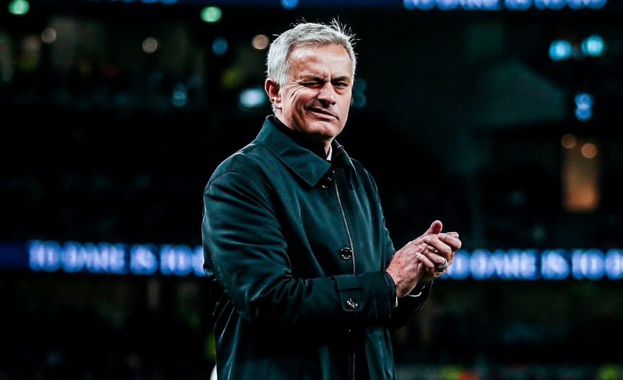 Mourinho considera "icónico" lo que ocurrió en el PSG-Istanbul