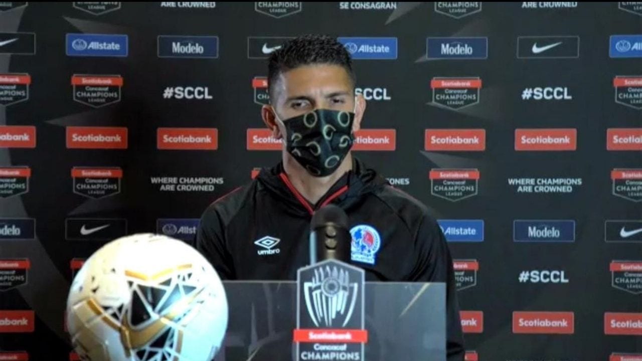 Johnny Leverón: Buscaremos hacer daño en el momento que podamos