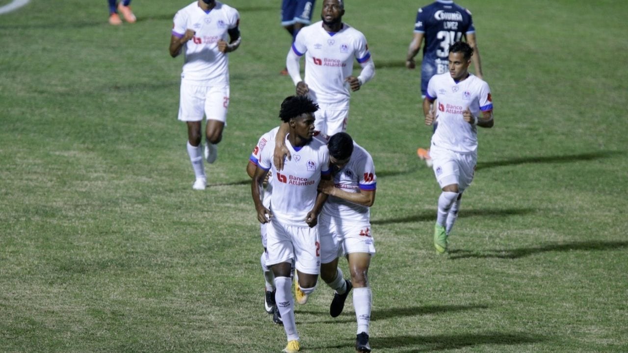 Olimpia derrotó a Motagua y clasifica a semifinales de Liga Concacaf