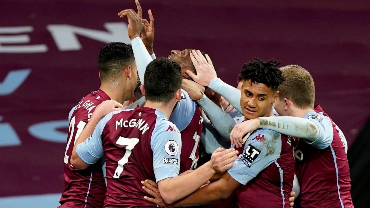 El Aston Villa sigue su buena racha y se acerca a puestos de Europa