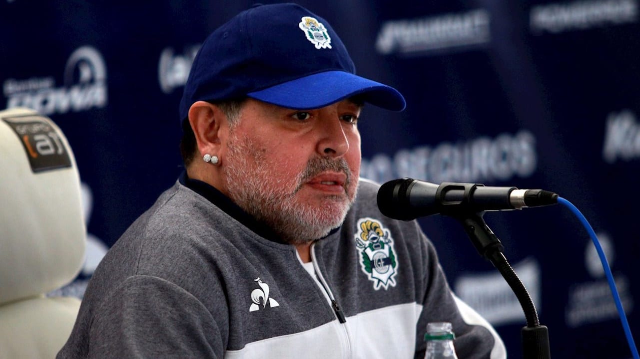 Justicia analiza corazón de Diego Maradona