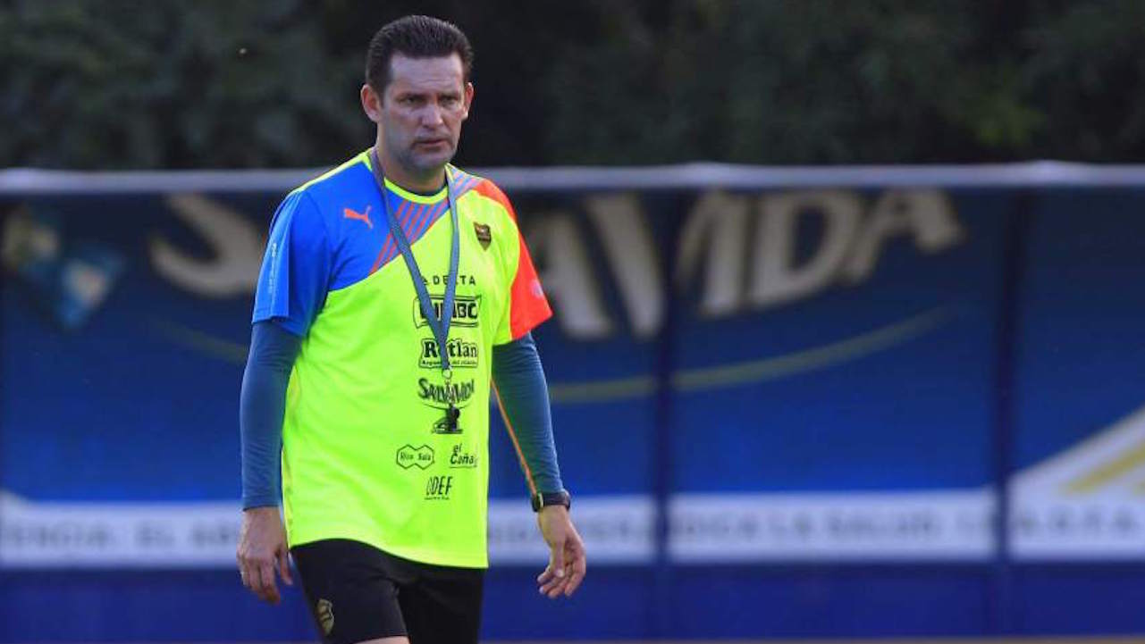 Javier Delgado, exentrenador del Real España, será quien elija al nuevo timonel de La Máquina