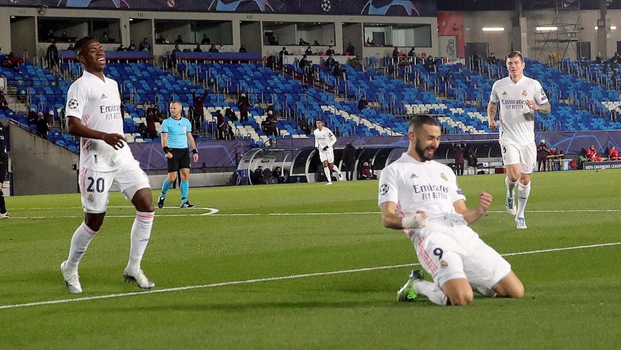 Doblete de Benzema manda a octavos al Real Madrid