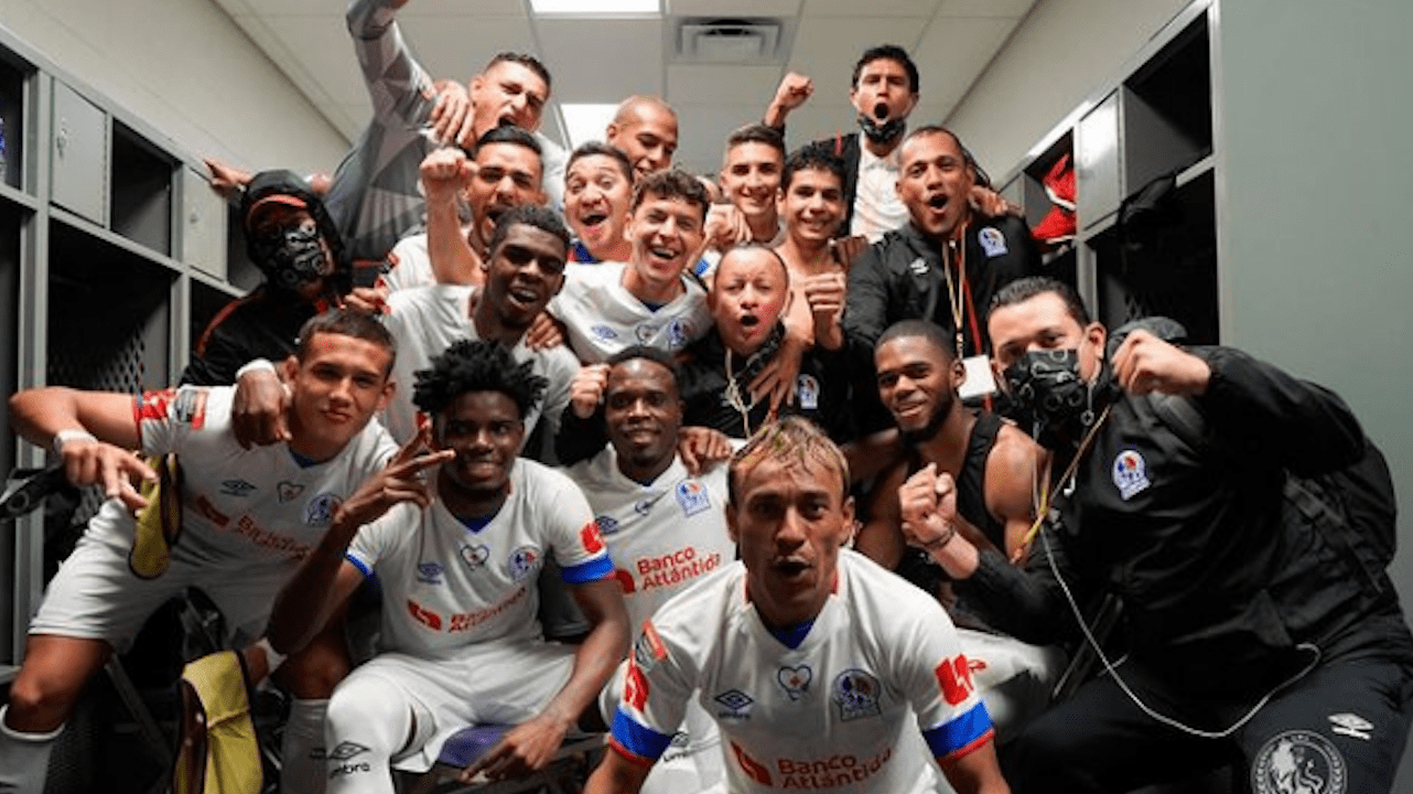 ¿Cómo está la serie de Olimpia contra equipo mexicanos en Concacaf?