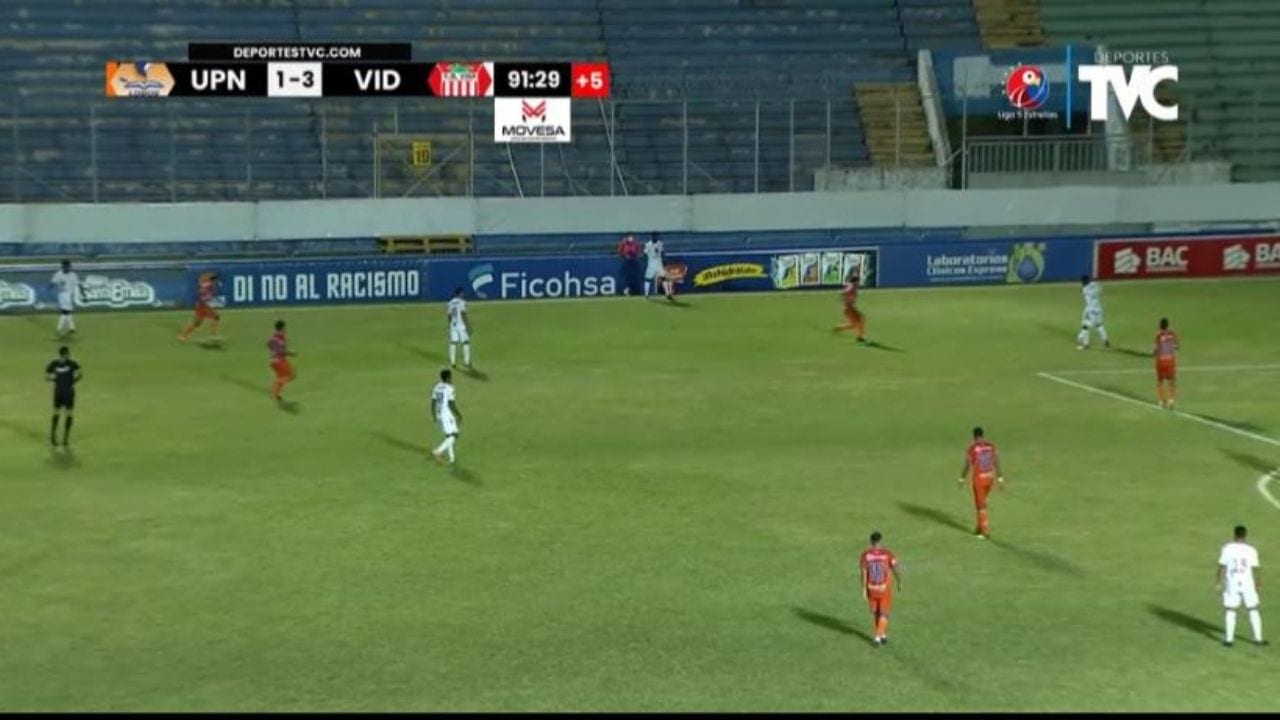 Vida se olvida del pasado y le metió 3 a los Lobos de la UPN en el primer duelo del repechaje