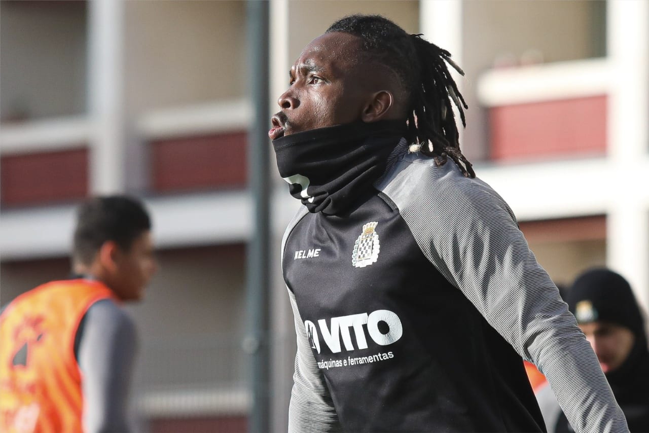 ¡En zona roja! El Boavista con Elis titular consigue un triste empate ante el Santa Clara