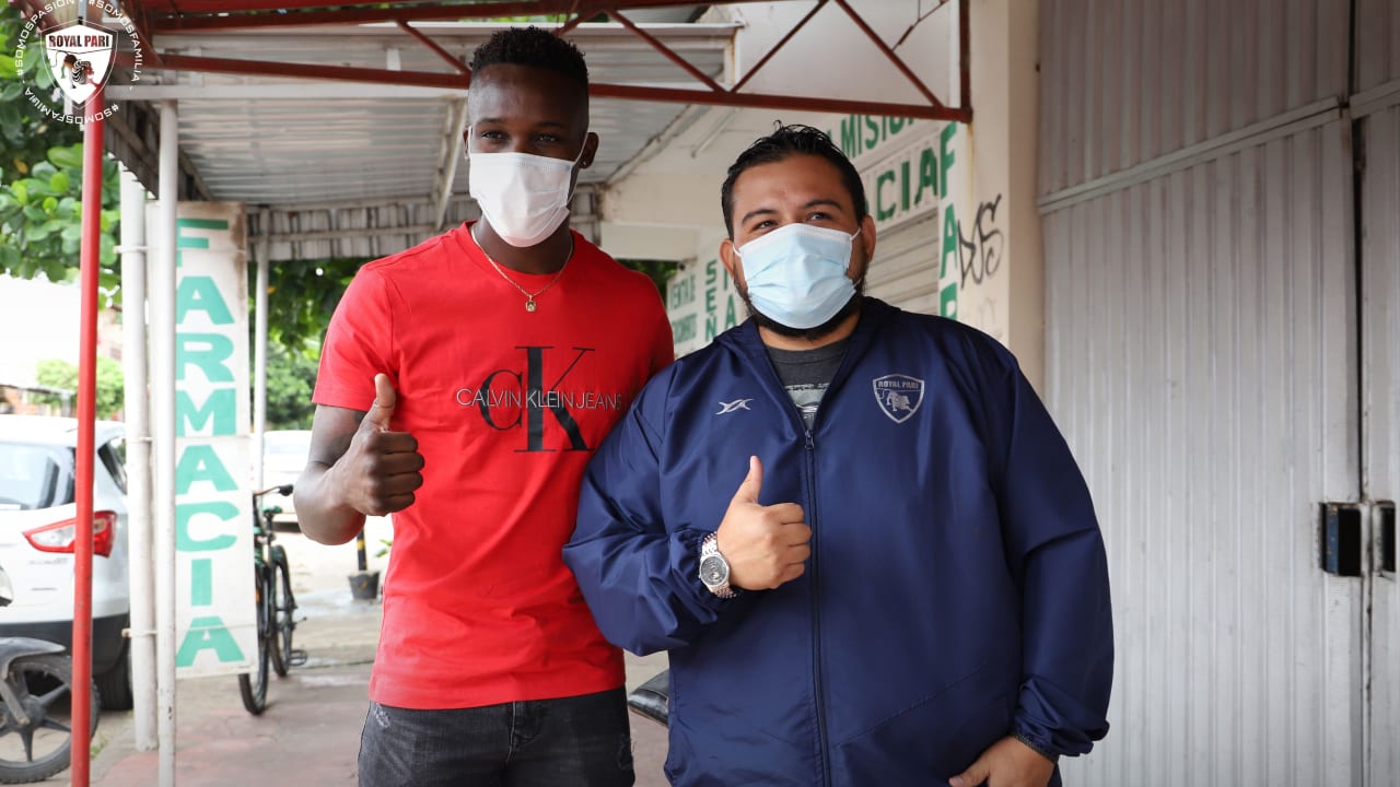 Rubilio Castillo ya está en Bolivia: Prometo sacrificio, entrega y mucho trabajo