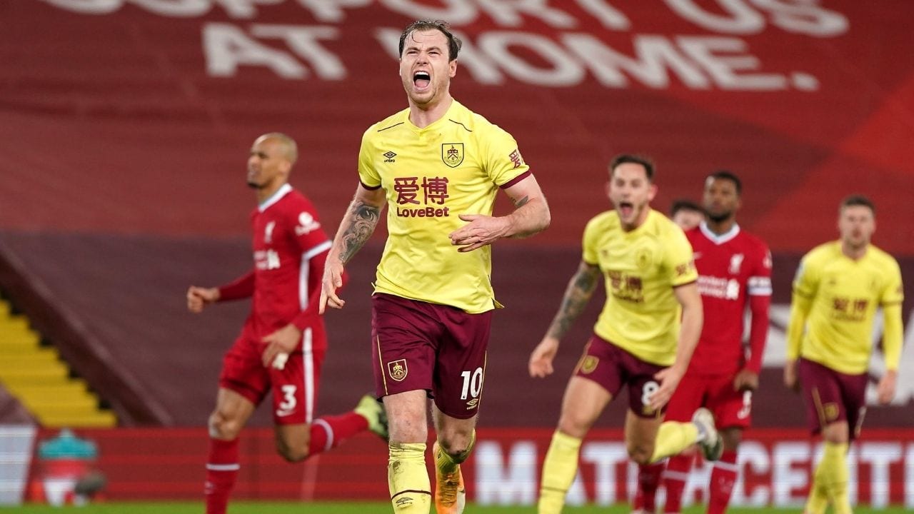Liverpool cayó ante el Burnley y rompe una racha de invictos en Anfield
