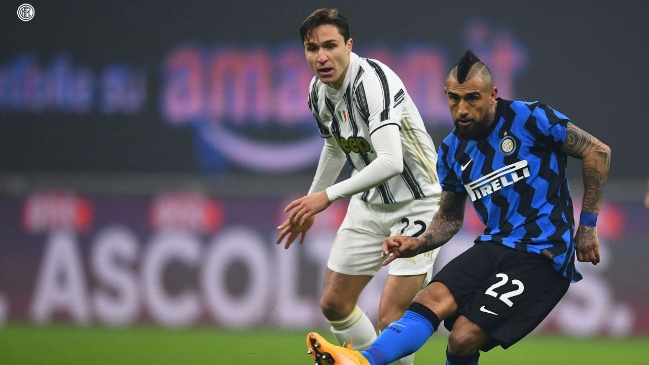 Inter venció a la Juventus y comparte el liderato de la tabla con el Milan