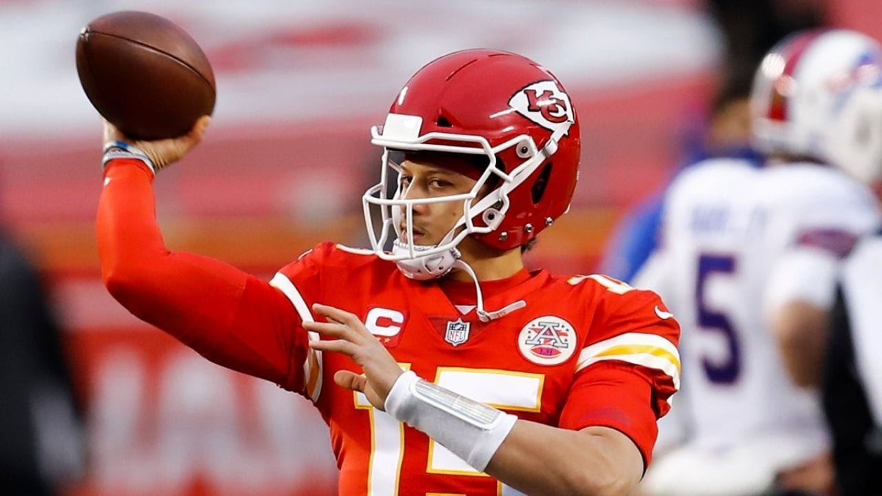 Patrick Mahomes vuelve a guiar a los Chiefs a otro SuperBowl y ahora va por Brady