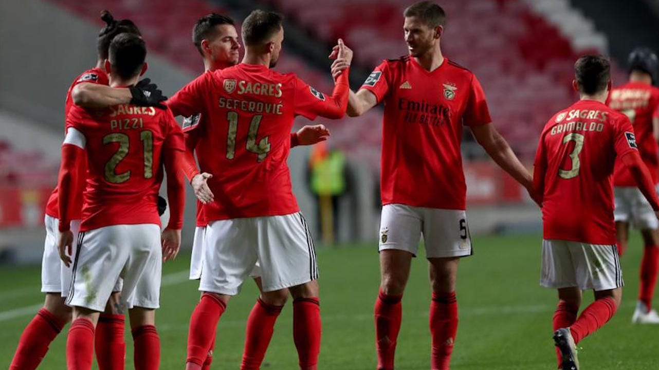 El Benfica suma dos nuevos positivos y se queda sin los dos porteros