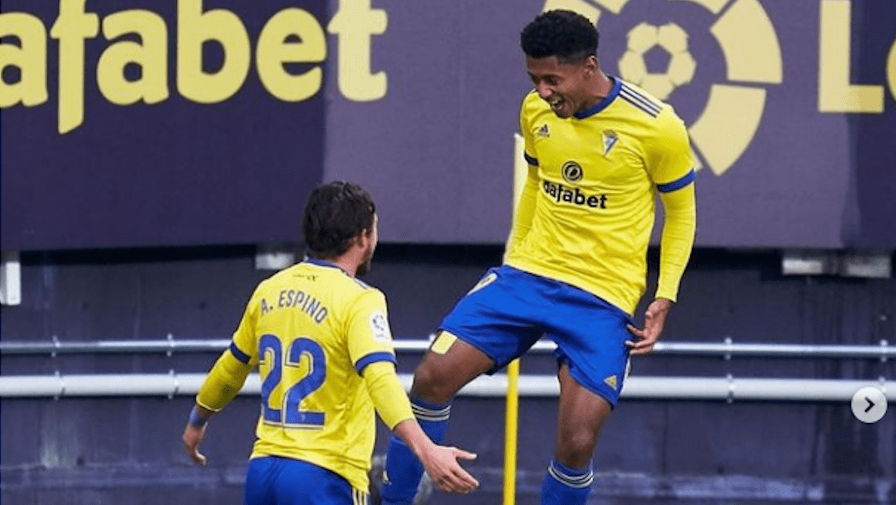 Choco Lozano, "supercontento" por su gol y por la victoria del Cádiz