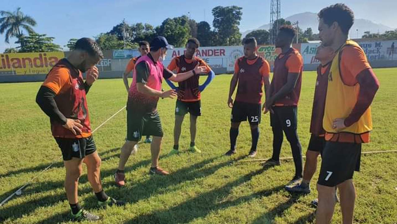 Honduras Progreso ya entrena bajo las órdenes de Fernando Araújo