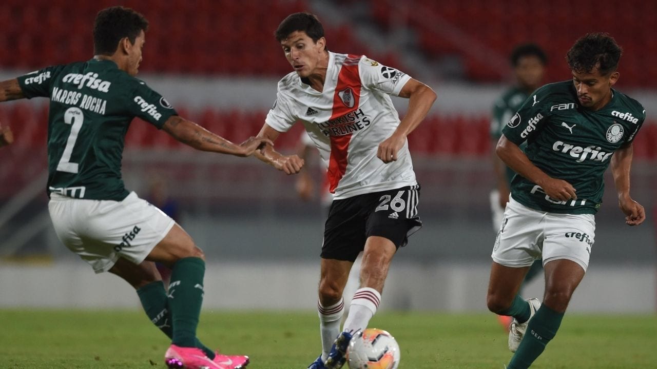 El Palmeiras golea a un River Plate errático y acaricia la final de la Libertadores
