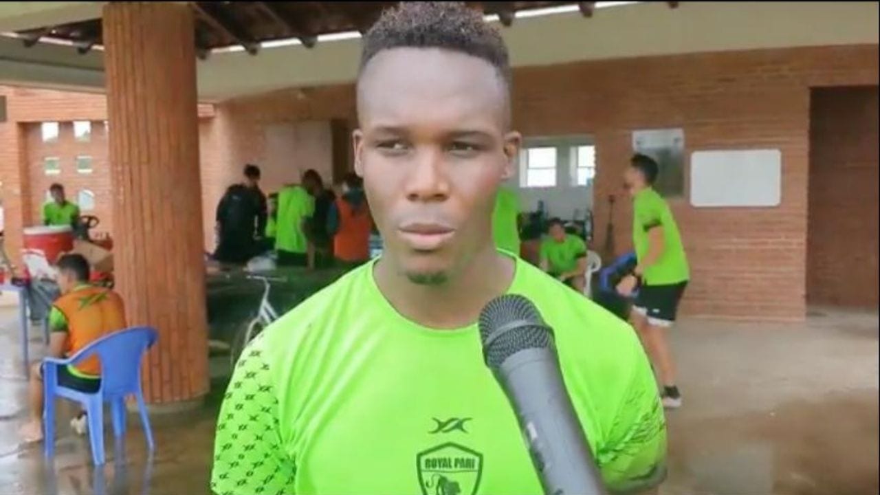 Rubilio Castillo promete dejar en alto el nombre de Honduras en el fútbol boliviano