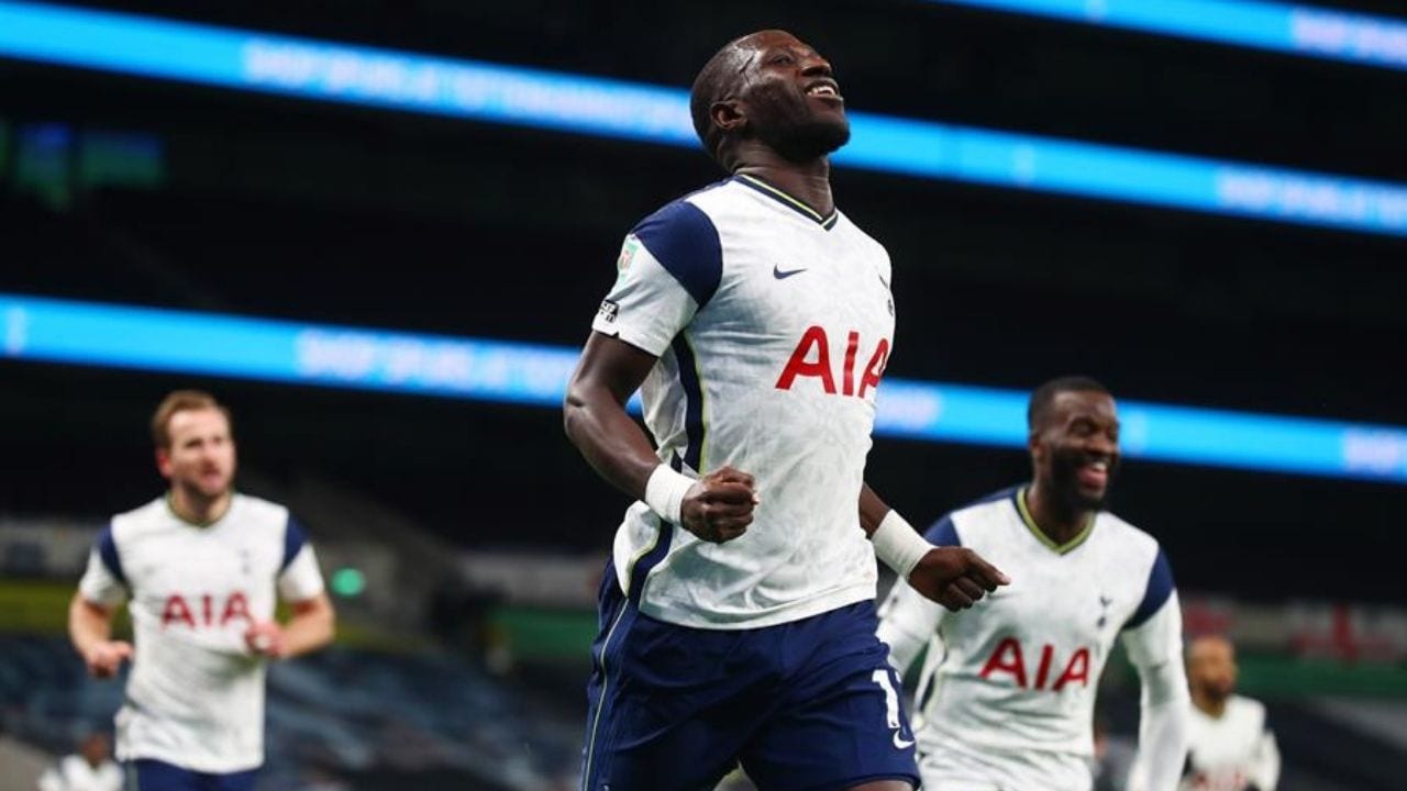 El Tottenham de Mourinho se clasificó a su novena final de la Copa de la Liga